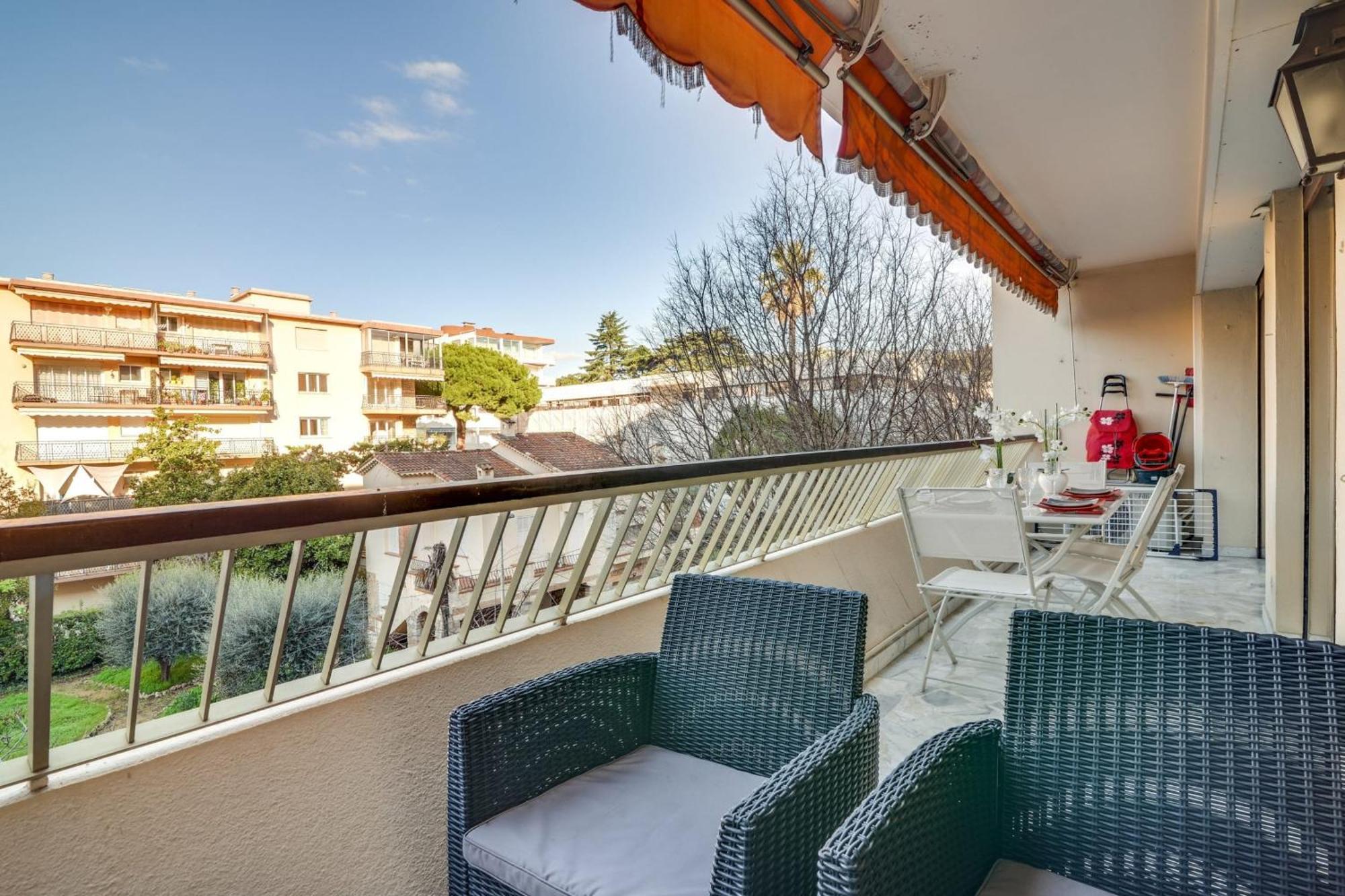 Superb 1 Bedroom Appartement - Close To Croisette Кан Екстериор снимка